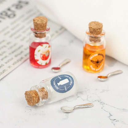 Miniature Food Props - Realistic Milk, Honey, and Strawberry Jam for Photography and Play (Strawberry Sauce+Spoon)